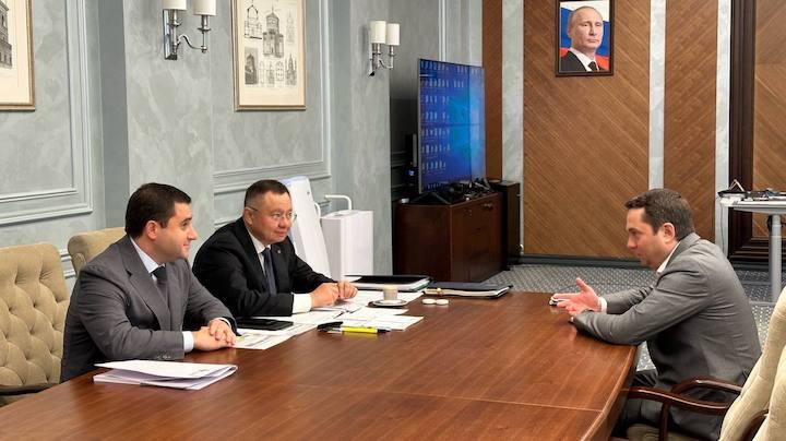 Андрей Чибис: отрабатывали с Иреком Файзуллиным реализацию поручений Президента
